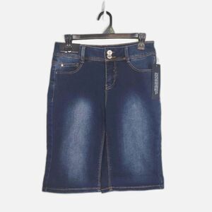 New Thorn High Rise Bermuda Jean Shorts 6